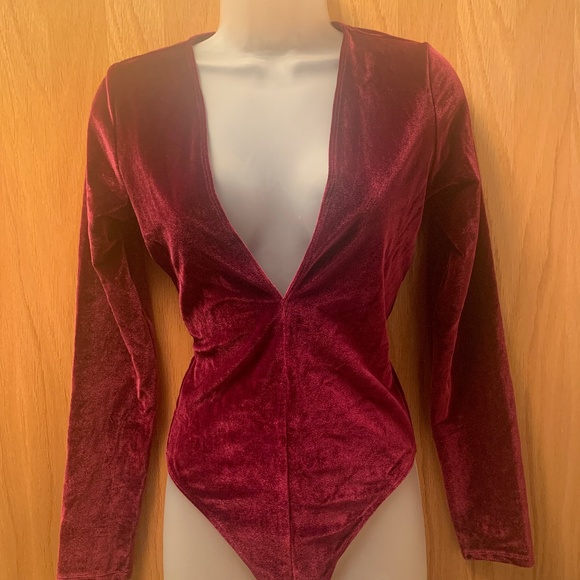 Express Velour Velvety V-neck Cranberry Body Suit S/P  NWOT - Picture 1 of 11